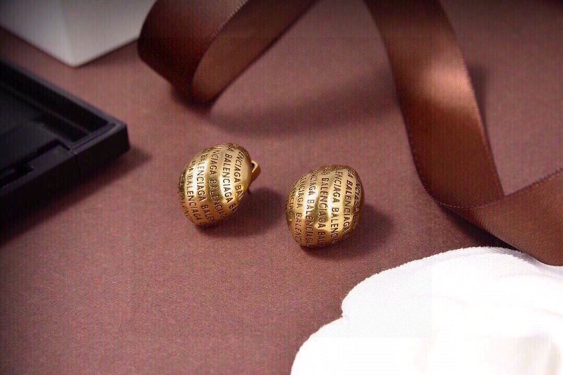 Ba1en*iaga earrings